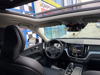 Volvo XC60 2.0 T8 AWD Momentum Auto