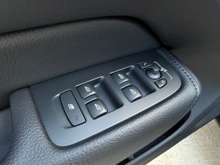 Volvo XC60 2.0 T8 AWD Momentum Auto