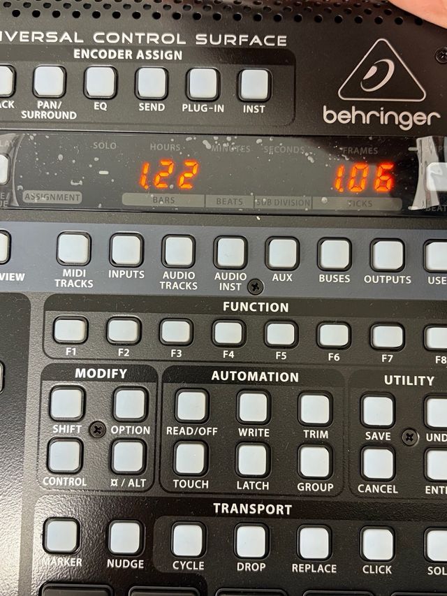 Behringer X-TOUCH Universal Control Surface