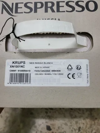 Cafetera Nespresso Krups Inissia