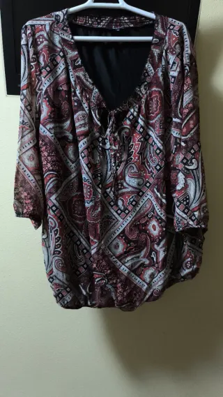 Blusa estampada manga larga