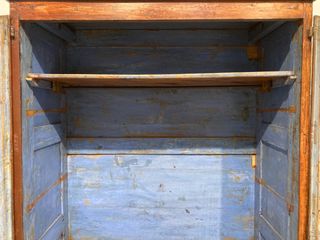 Armario antiguo restaurado madera