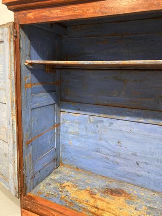 Armario antiguo restaurado madera