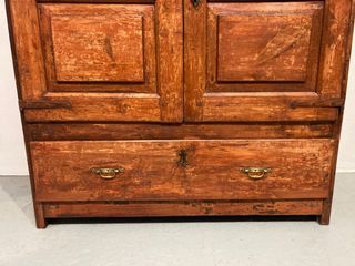 Armario antiguo restaurado madera