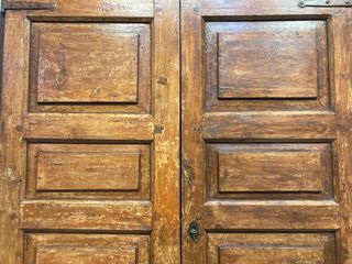 Armario antiguo restaurado madera