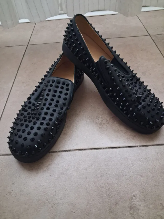 Mocasines de hombre con tachuelas