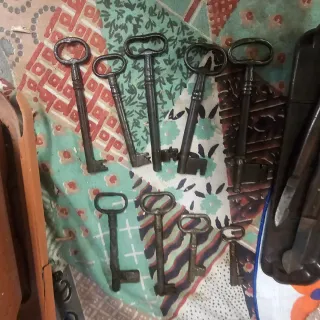 Set 9 Chiavi Antiche