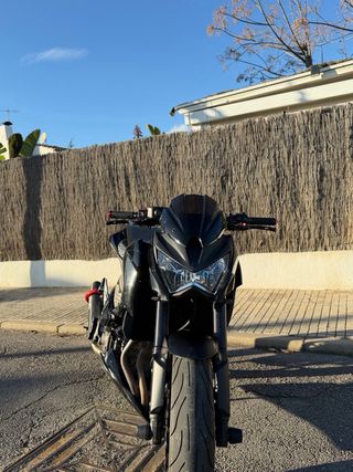 Kawasaki Z800e