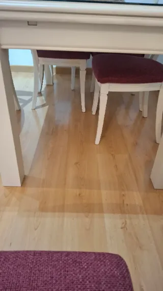 Mesa Comedor Blanca Cristal y Madera y 6 sillas