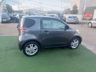 Toyota iQ 2009