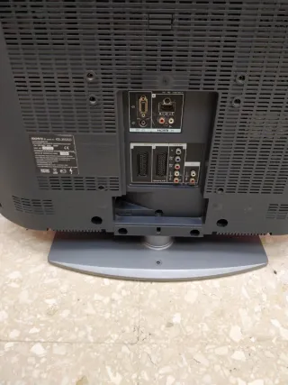TV Sony Bravia KDL-26S22 sin TDT