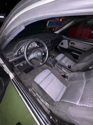 BMW Serie 3 pack m 1993