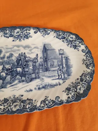 Fuente ovalada Johnson Bros Coaching Scenes