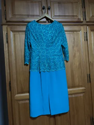 Vestido fiesta azul turquesa encaje