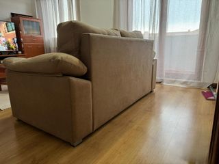 Sofá de 2 plazas beige