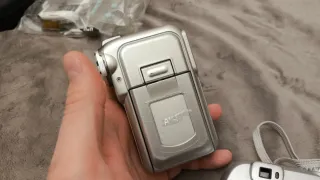 Pack 2 Cámaras Retro: Airis y Kodak Plata