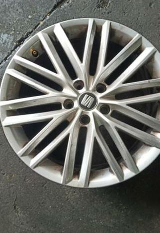 Llanta 575601025d seat ateca 2.0 xcellence 251406