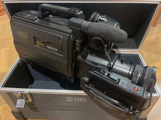 Videocámara Panasonic S-VHS 625 NV-MS1 HQ