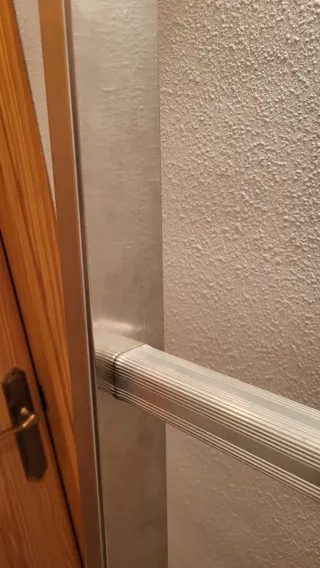 Escalera aluminio 1 tramo 7 peldaños 2.2m