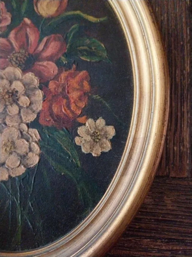 Pintura al óleo floral marco dorado