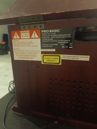 Tocadiscos de madera