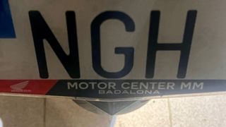 Honda CB750 Hornet – ¡Reestreno! Solo 1.300km + Ex