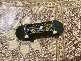 Tech Deck Vert Wall con Skateboard