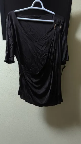 Blusa negra elegante