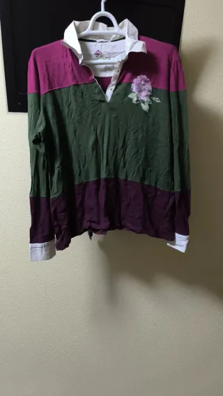 Blusa manga larga con estampado floral