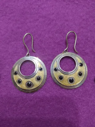 Pendientes de plata con detalles azules