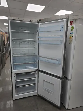 Frigorífico Bosch inox Clase A+ 200x70cm no frost