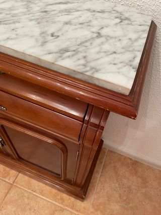 Mueble recibidor madera y mármol