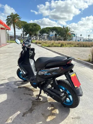 Yamaha Jog CS50 Scooter Negra