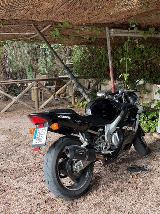 Honda CBR 600F 2000 Negra