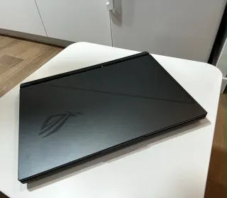 Portátil ASUS ROG Strix G16 Negro