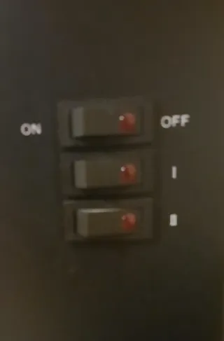 Estufa eléctrica efecto chimenea negra