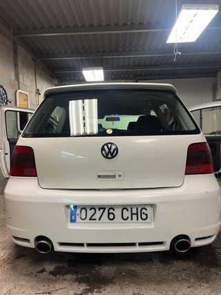 Volkswagen Golf 2003