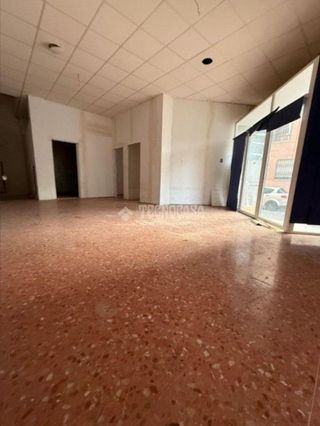 Local comercial en venta en Paus - Poligono San Blas en Alicante