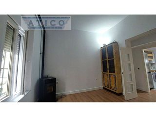 Piso en alquiler en Cruz Roja en Sevilla