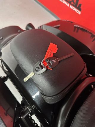 HONDA CMX 1100 REBEL DEL AÑO 2023 !! COMO NUEVA !!