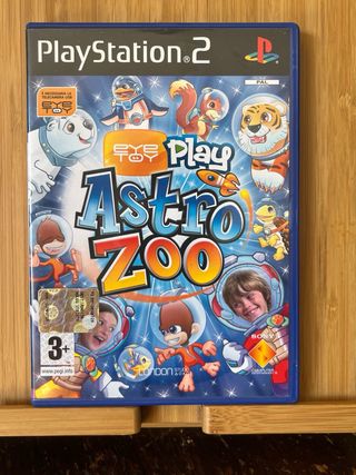 Tris giochi Eye Toy Play + videocamera PS2