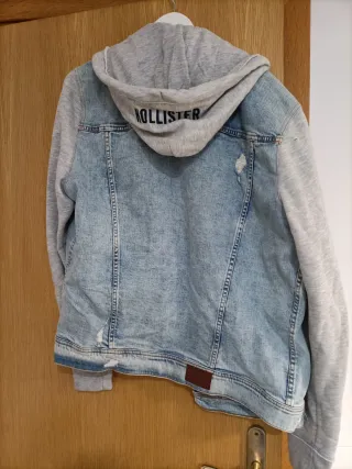 Chaqueta vaquera Hollister con capucha Talla XL