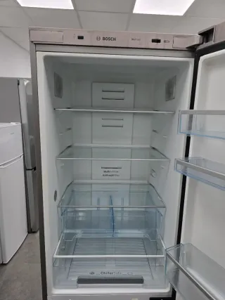 Frigorífico Bosch Inox clase A+ 185x60cm no frost