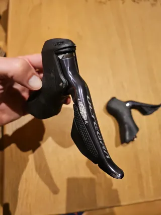 Manetas Shimano Ultegra Di2 freno Disco