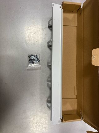 DIGITUS Panel Gestión Cables 1U 5 Soportes