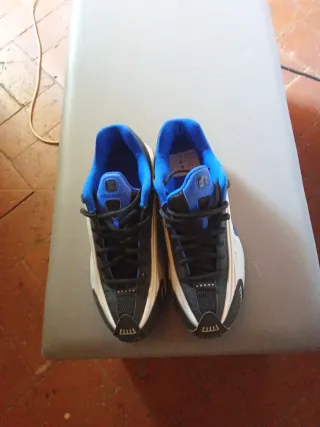 Nike Shox Scarpe Uomo Nero Blu