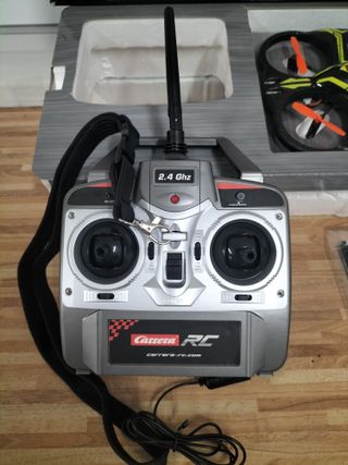 Dron Carrera RC Quadrocopter CRC X1