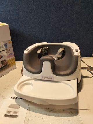 Ingenuity Baby Base 2en1 Pizarra Elevador