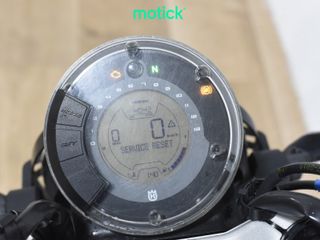 HUSQVARNA SVARTPILEN 125