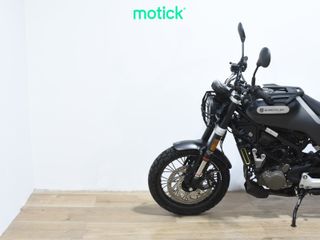 HUSQVARNA SVARTPILEN 125